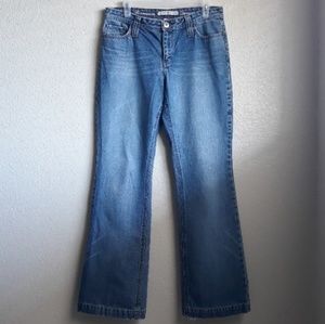 Tommy Hilfiger Cambridge Flare 'Mom' Jeans…